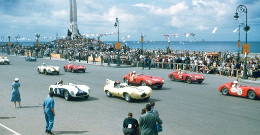 The start of the 1958 Cuban Grand Prix