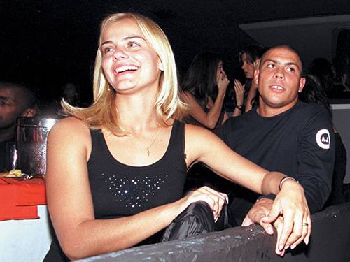 Ronaldo with the first woman, Milene, Rio, 2001