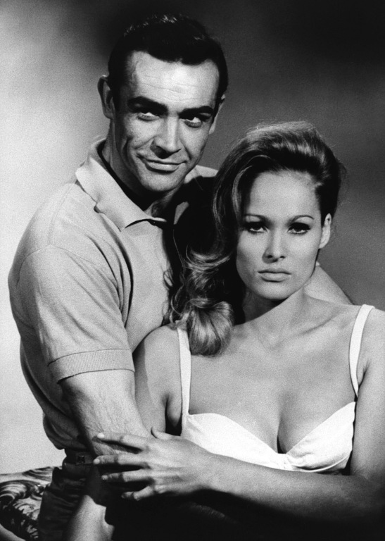 Sean Connery and Ursula Andress