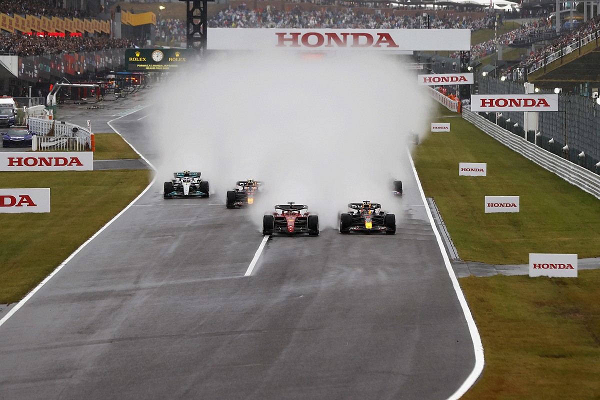 The starting of the 2022 Japanese Grand Prix.