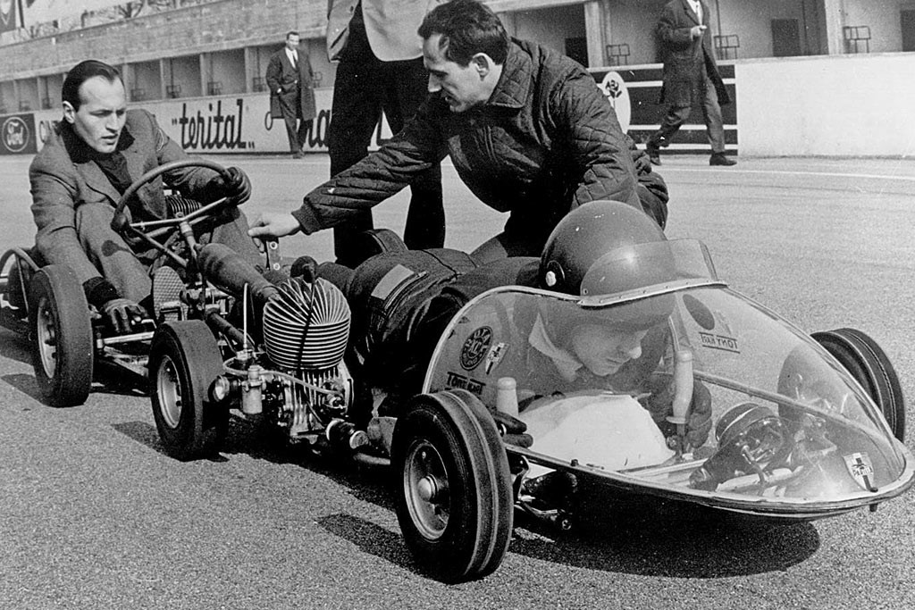 1965, 214 Km/h with a kart at Monza. The man's name was Livio Bolis, on a special Tony Kart powered by a 100 cc rotary valve Parilla engine.