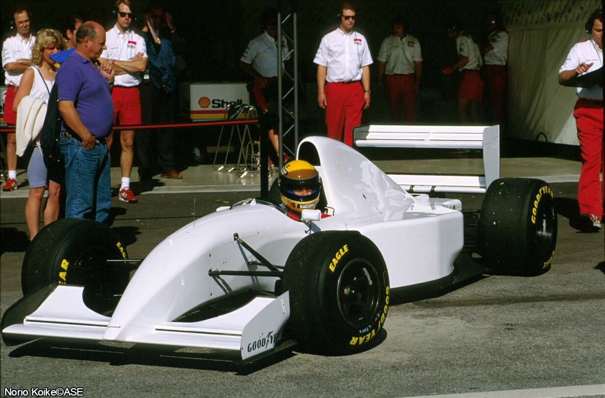 Ayrton Senna during the tests.