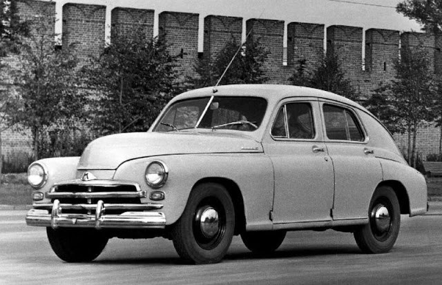 1955 GAZ M-20 ‘Pobeda’.