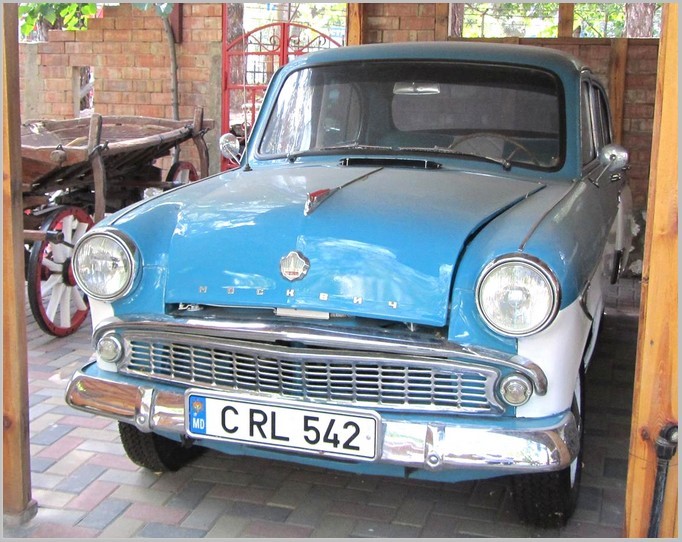1958 Moskvitch 407.