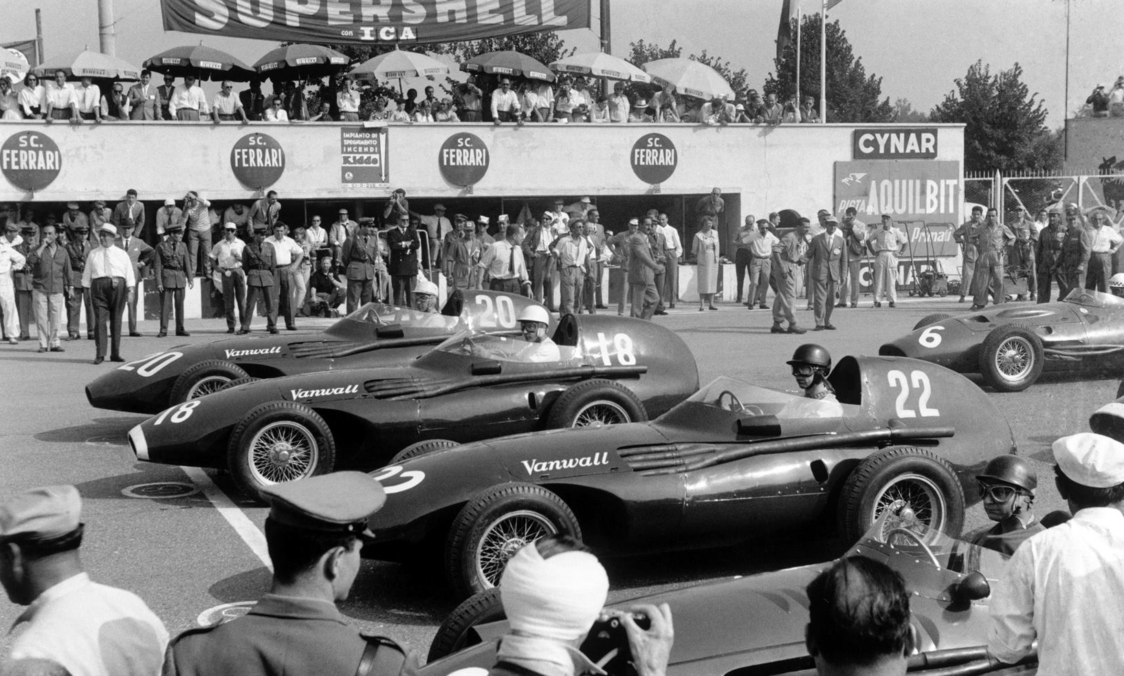 Tony Brooks, Stirling Moss and Stuart Lewis-Evans at the Grand Prix of Italy in Monza on 9 September 1957.