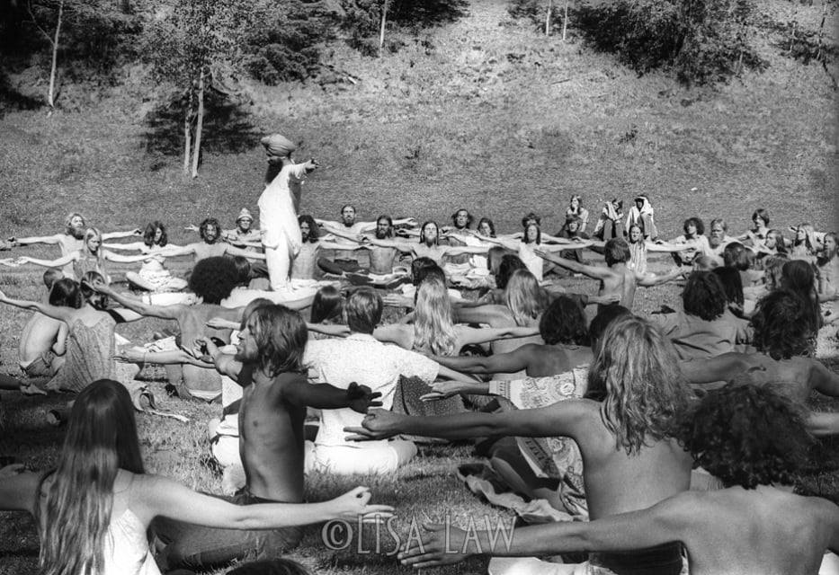 A vintage yoga class.