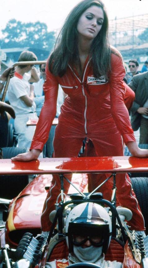 Chris Amon, Ferrari 312 242C - 3.0 V12 and a girl at the British GP in Brands Hatch on 20 July 1968.