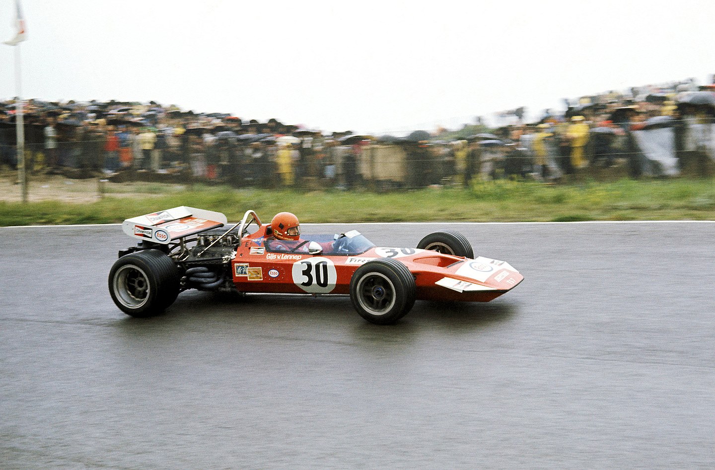 Gijs Van Lennep, Surtees TS7, in 1971.