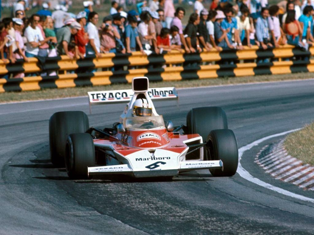 Denny Hulme won the opening race of the season in Argentina on 13 January 1974.