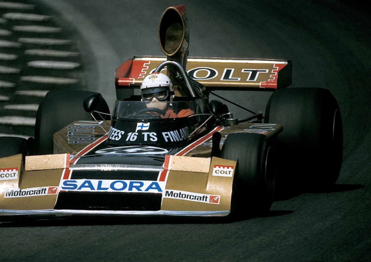 The first Finnish F1 driver Leo Kinnunen driving a Surtees TS16 in 1974 at Anderstorp.