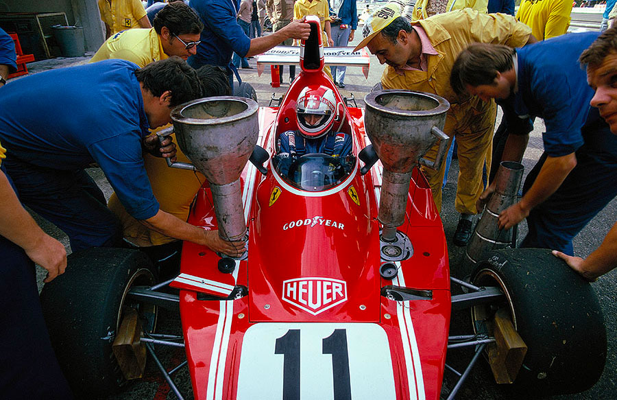 Clay Regazzoni sits in his Ferrari 312B3 as it is refuelled at the Italian GP in Monza on Sunday 08 September 1974. 