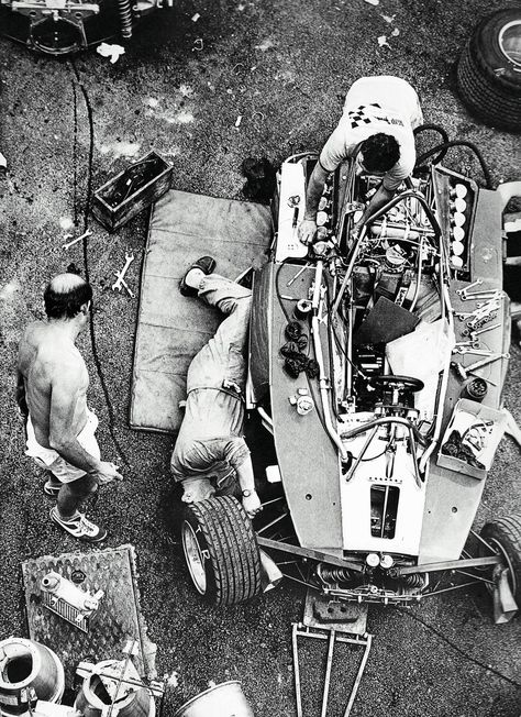 The naked true, Niki Lauda's Ferrari.