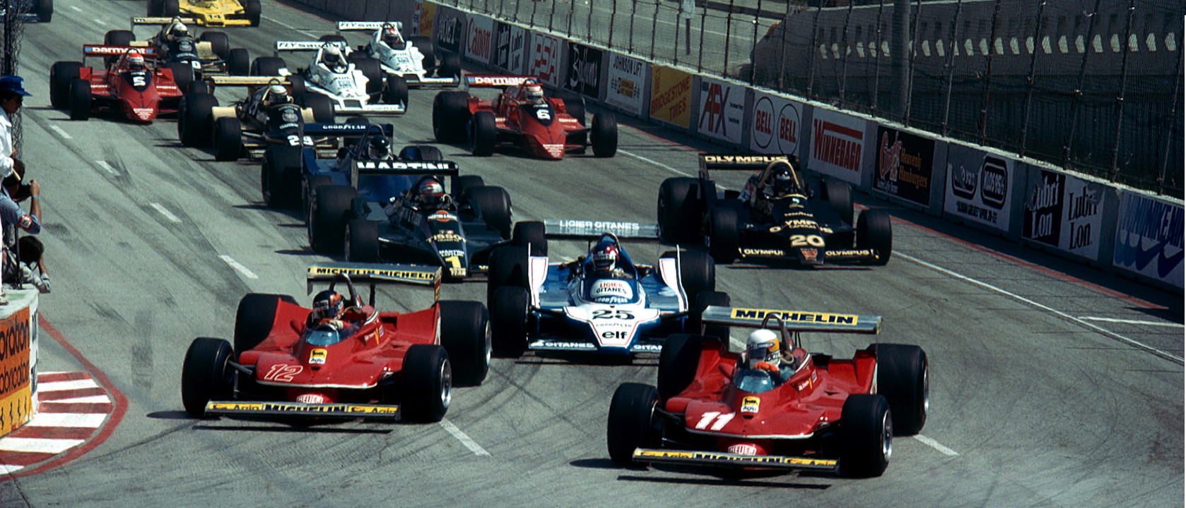 The start of the US West Grand Prix in Long Beach on 08 April 1979.