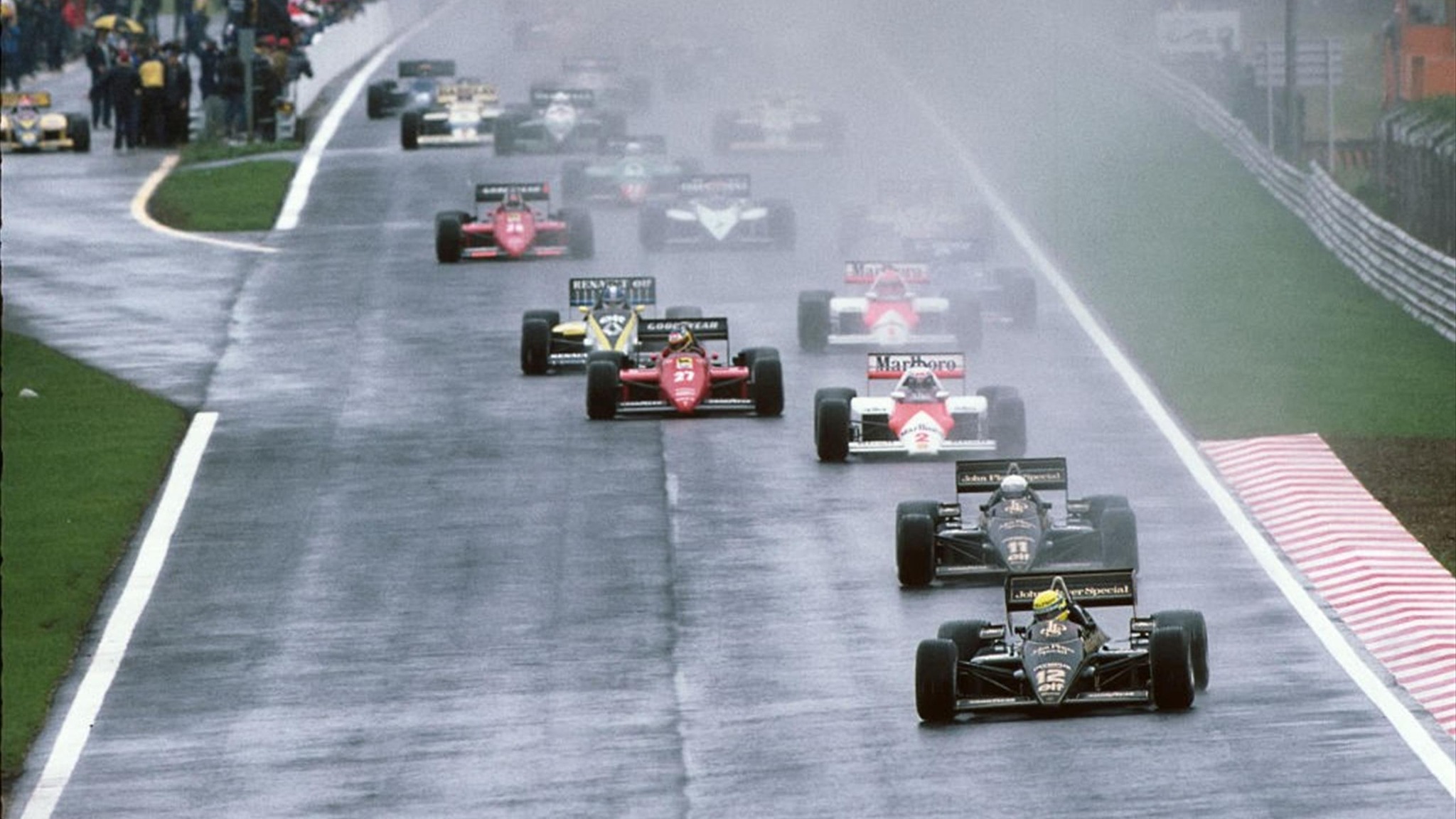 Ayrton Senna, Lotus 97T, on his way to his first victory in F1 at the Portuguese Grand Prix in Estoril on 21 April 1985.