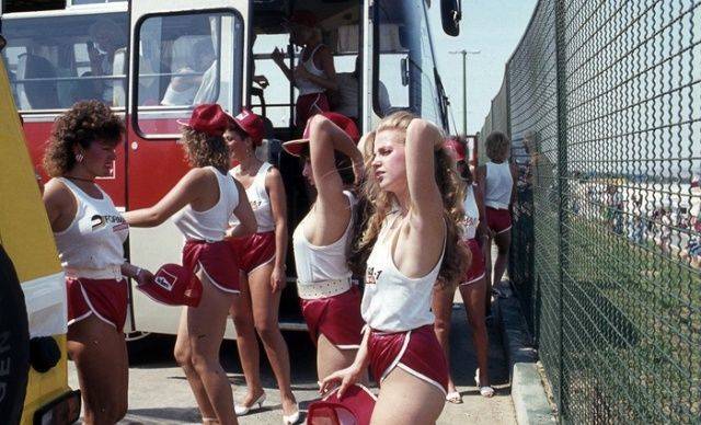 How Grid Girls were looking at the first Hungarian Grand Prix in Budapest on 10 August 1986.