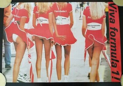 Hot grid girls at the Australian Grand Prix in Melbourne on 08 March 1998.