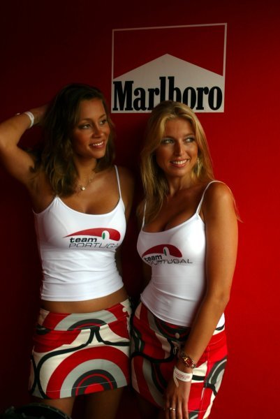 Two Marlboro pit babes at Zandvoort, Holland, on 10 August 2003. 