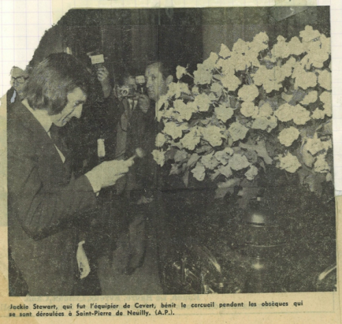Here's Jackie blessing François's coffin at his funeral.