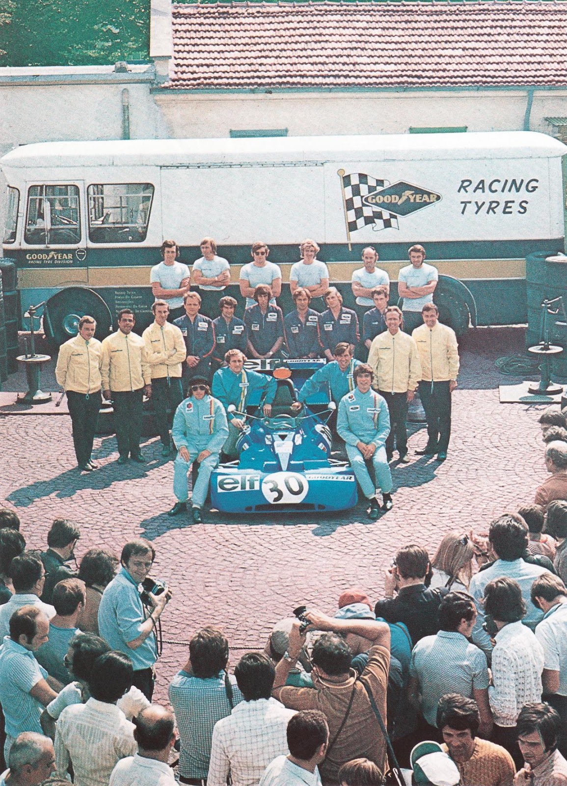 Francois Cevert, Jackie Stewart and the team Tyrrell.