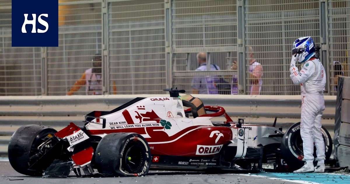 Kimi Raikkonen ended his career with a crash at the Abu Dhabi GP in 2021.