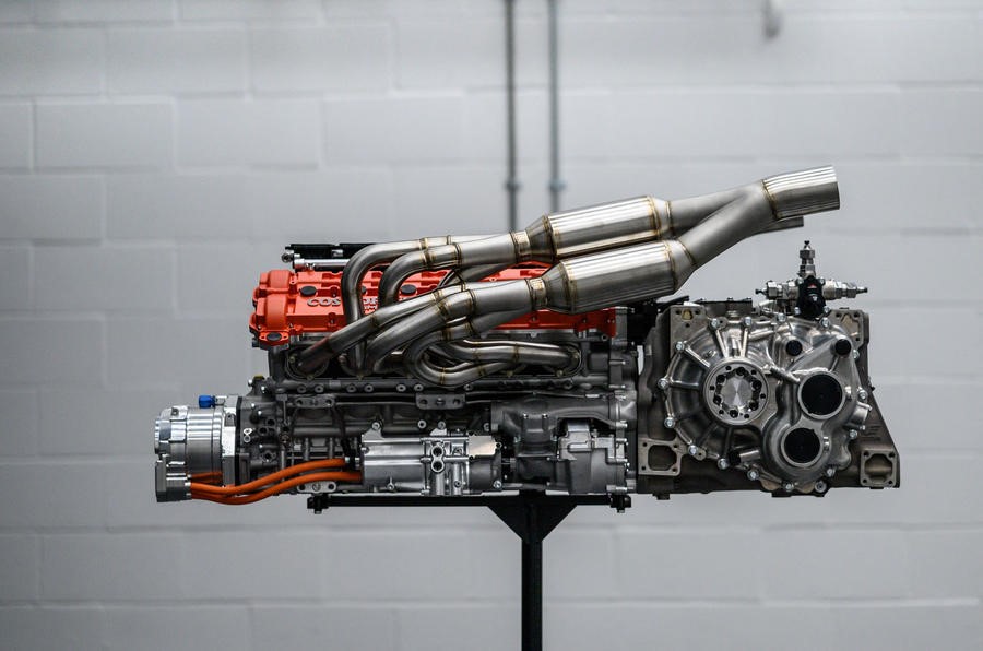 The Cosworth V12 of the T50.