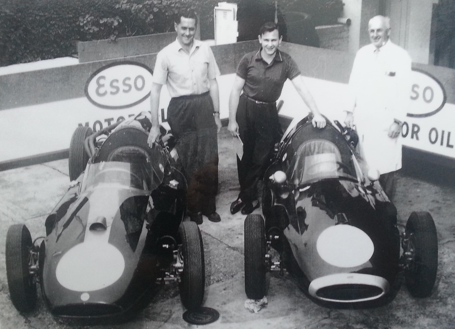 Team mates at Cooper, Jack Brabham and Bruce McLaren. 