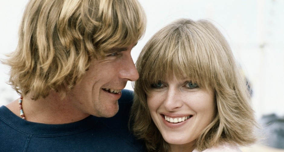 James Hunt has had thousands of lovers, but also maintained longer relationships. Here in the photos he is with his partner Jane Birbeck.