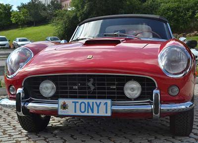 The red “Tony 1”, a symbol of the roaring years.