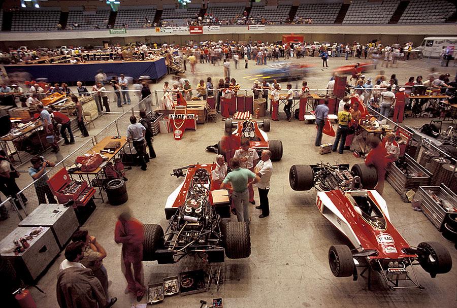 Pits McLaren, above, wide angle, USA-West, Long Beach, 1976.