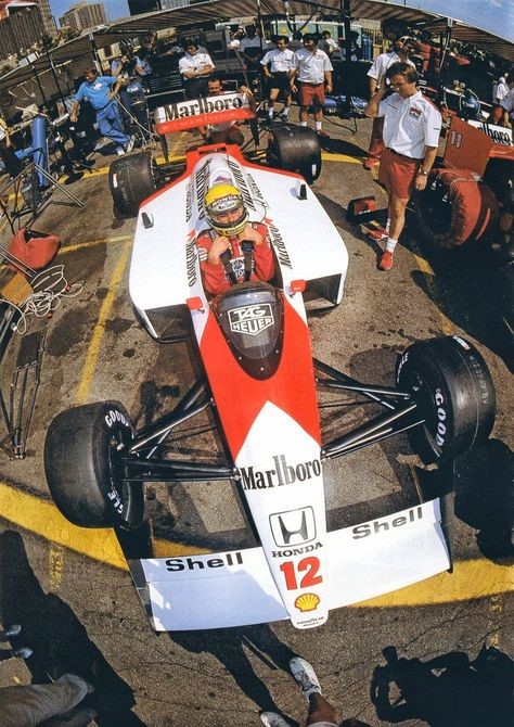 Ayrton Senna da Silva, McLaren MP44, at 1988 Detroit Grand Prix.