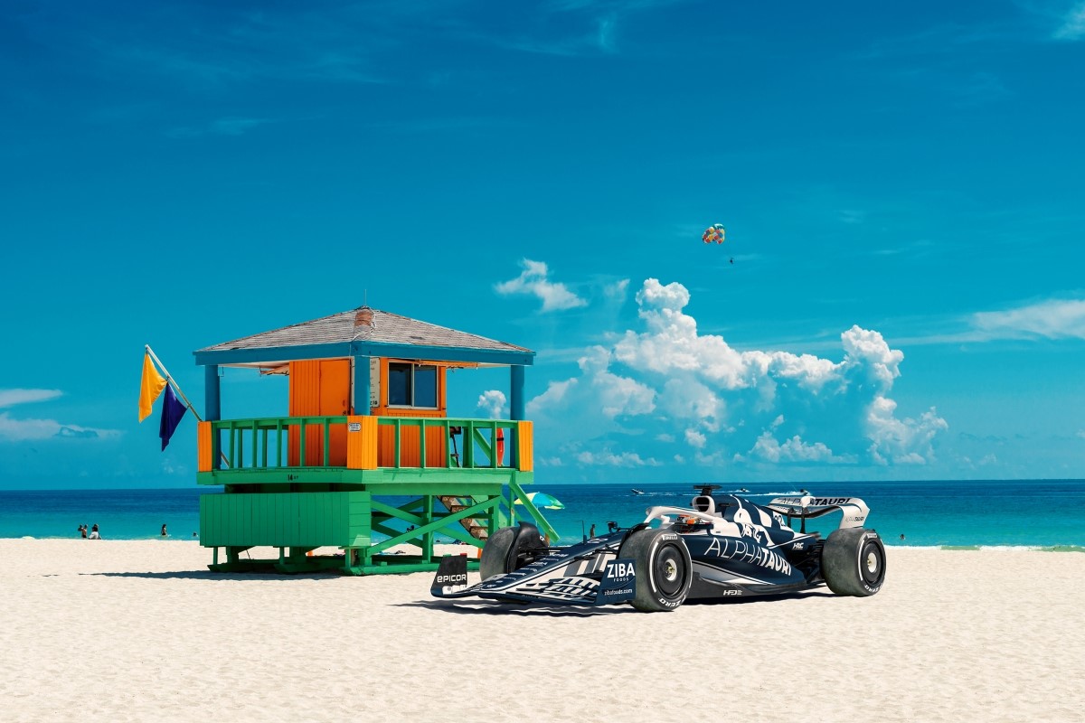 An Alpha Tauri F1 on the beach at Miami.