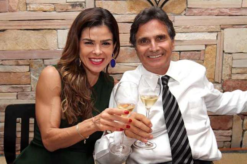 Viviane de Souza Leão with Nelson Piquet.