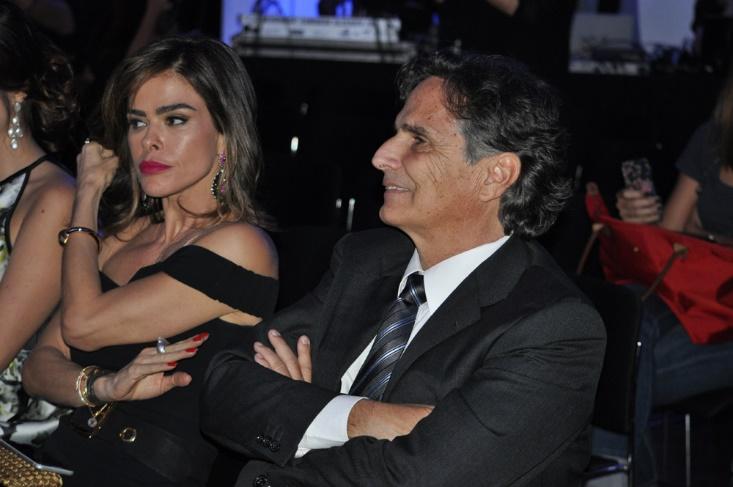 Nelson Piquet with his fourth wife Viviane on November 11, 2015 at Espaço Bosque, site of the 19th edition of the Golden Helmet. 