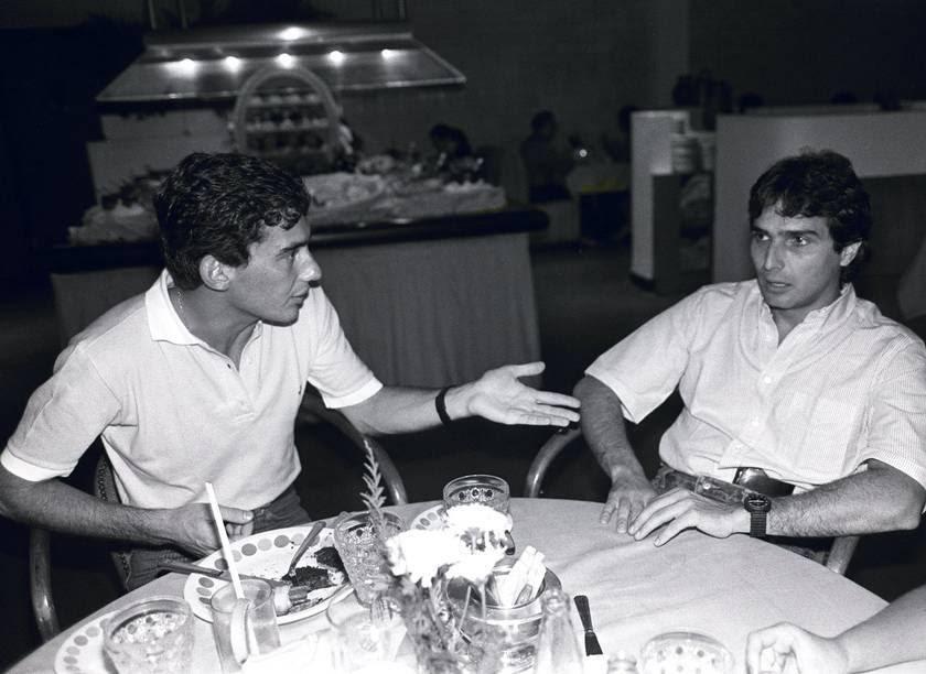 Cordial dinner in the 80's between Ayrton Senna and Nelson Piquet.