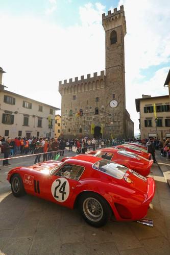 Vintage Ferraris at Scarperia.