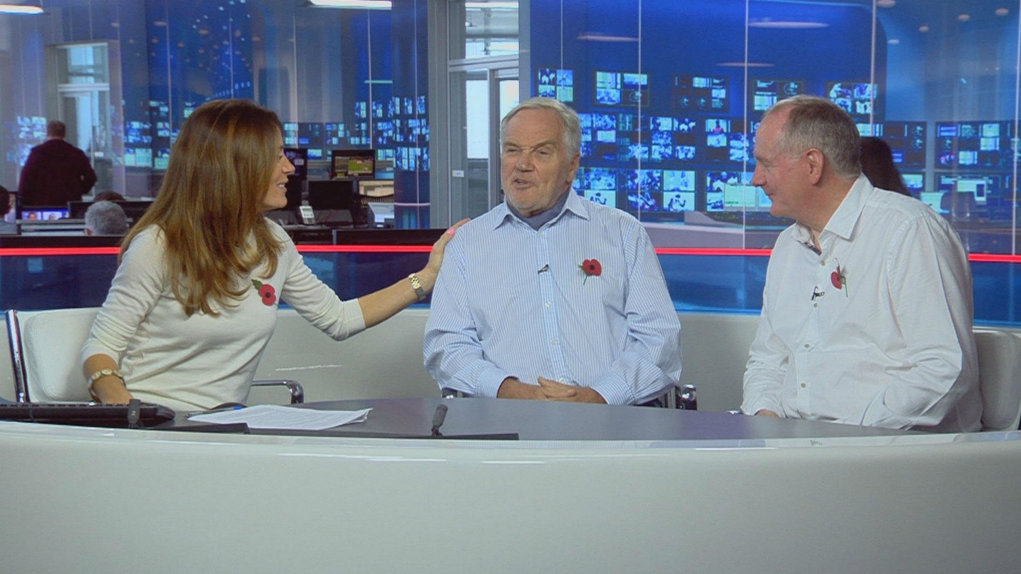 Natalie Pinkham is joined by former head of Cosworth F1 Mark Gallagher and Patrick Head to look back on the US Grand Prix in 2015.