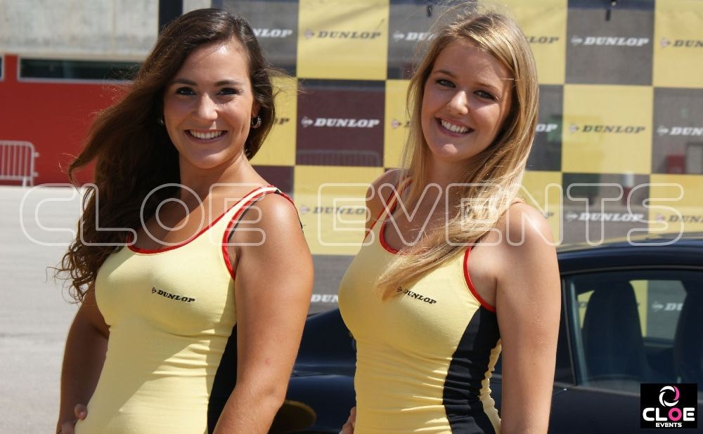 2011.09.17. Grid girls at Portimao circuit.