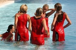 WTCC at Portimao in 2010. Grid girls take a swim.