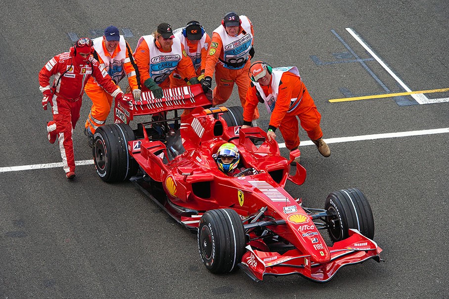 Felipe Massa being pushed to start from pitlane at Silverstone in September 2007. 