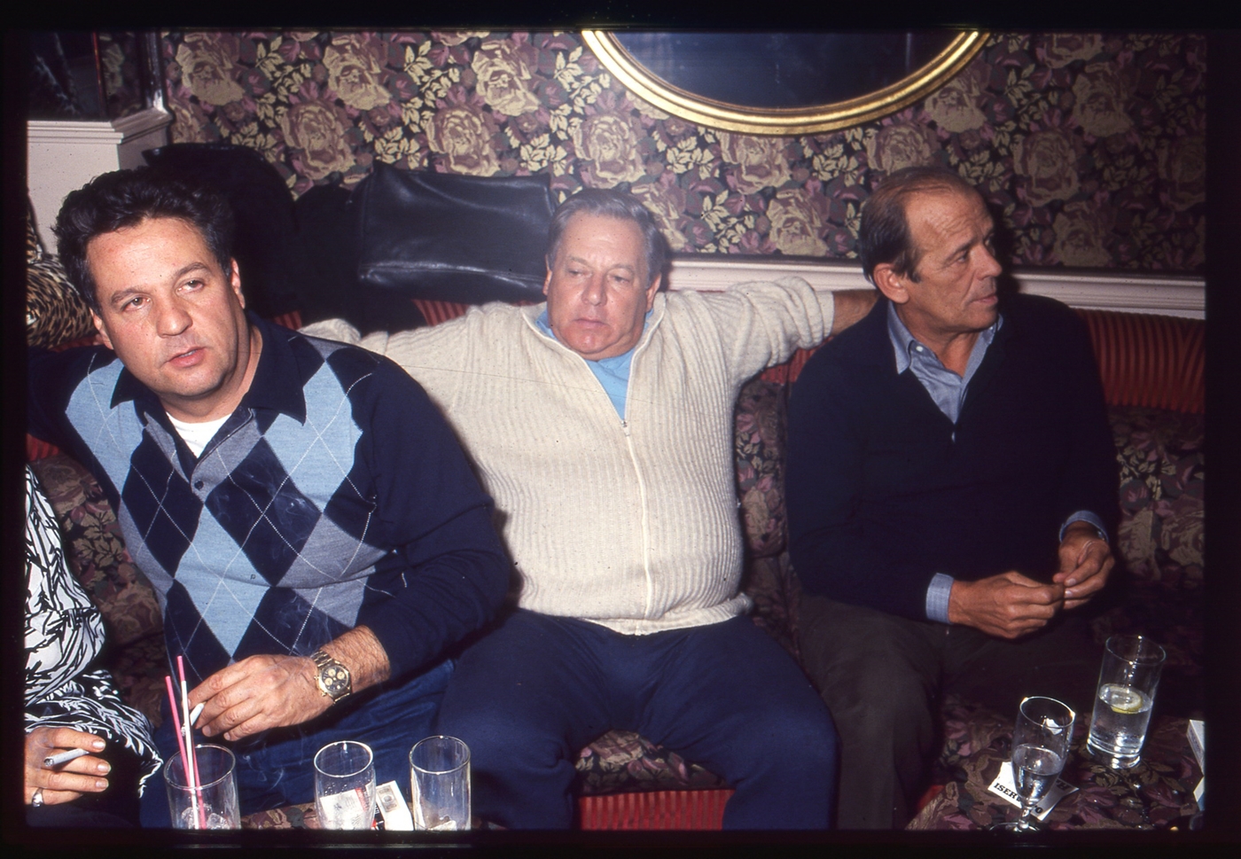 Renato Pozzetto with Paolo Villaggio and Renato Salvatori at the Notorius Club in Rome in 1996. 