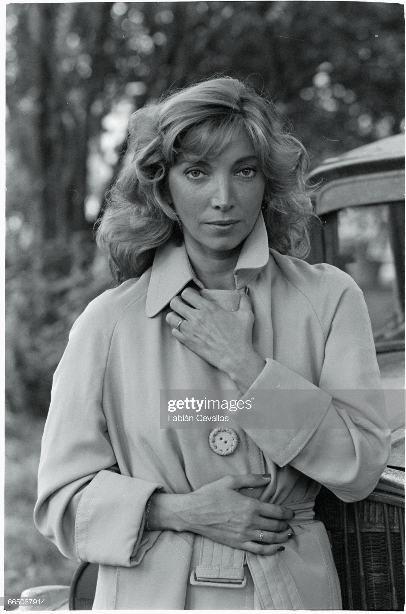 Italian actress Mariangela Melato appears on the set of the 1981 movie ‘Aiutami a Sognare’. 