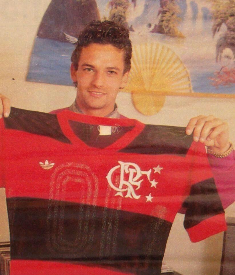 Roberto Baggio with the Flamengo shirt of his idol Zico.