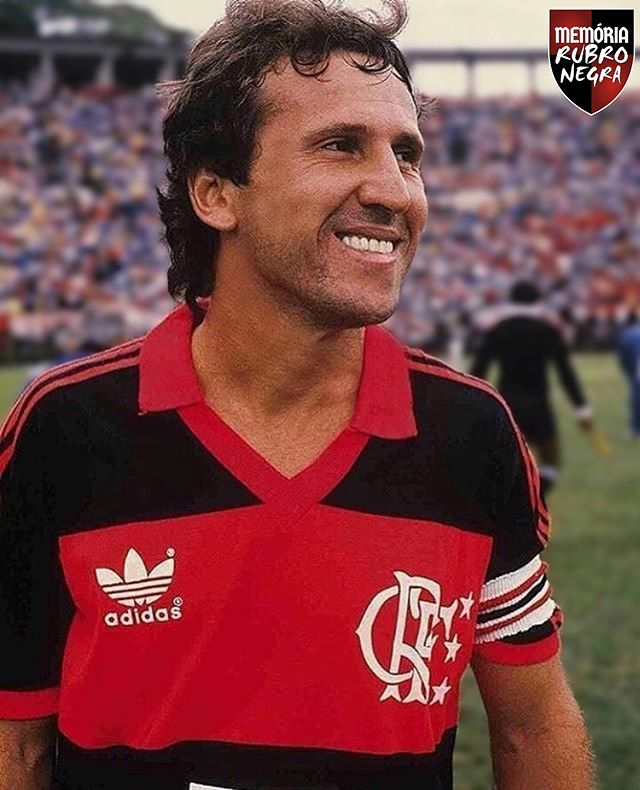 Zico, before another match for Flamengo. That was in 1987, against Corinthians, at Pacaembu.