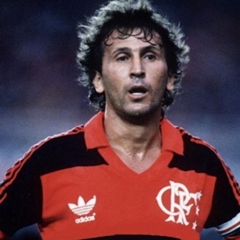 Zico at Flamengo in 1989.