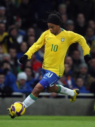 Ronaldinho with the shirt of Brazil.