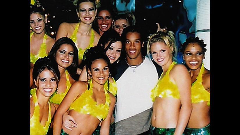 Ronaldinho with some women.