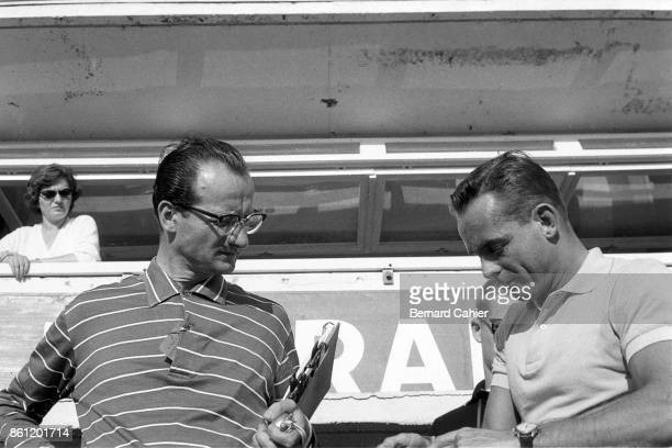 Romolo Tavoni with Phil Hill at the 24 Hours of Le Mans on 21 June 1959.