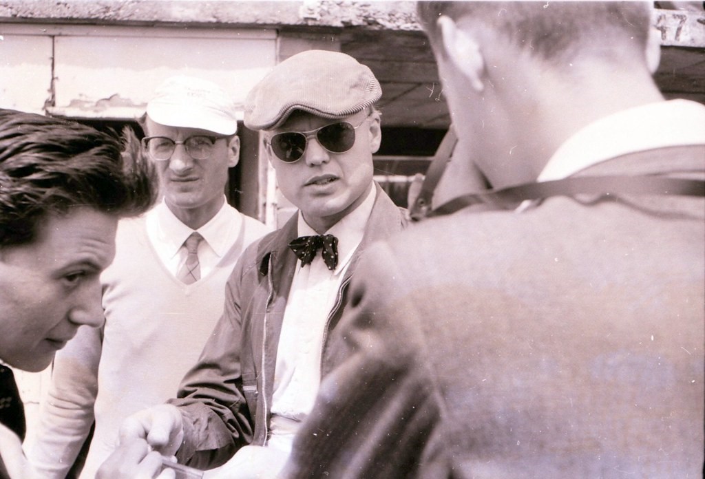 Mike Hawthorn and Romolo Tavoni in Silverstone.