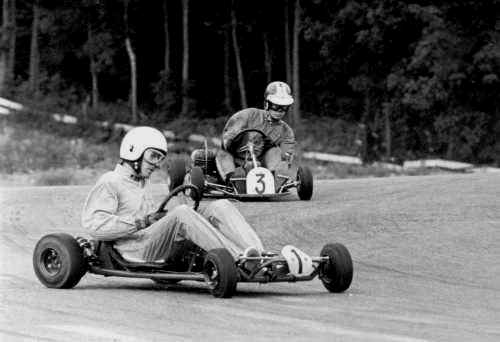 Ronnie Peterson in the back of Leif Engström on 08 August 1965 in Knutstorp, Sweden.