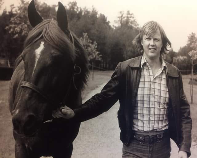Ronnie Peterson with a horse.